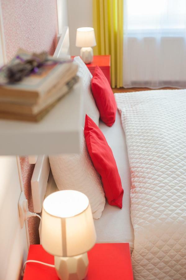 Spacious Stylish Apartment In Old Town 锡比乌 外观 照片